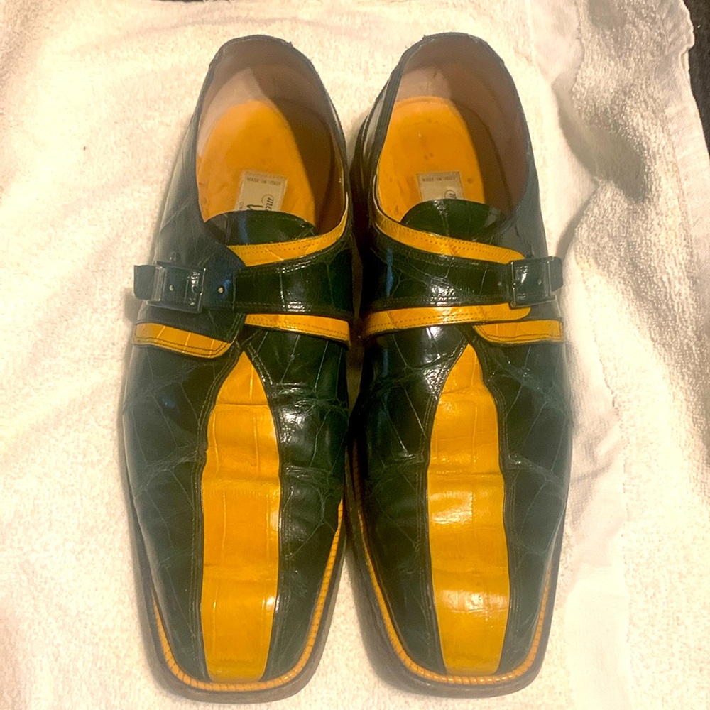 Mauri mens slip green and yellow some has yellow pipe stitching to atch shoe